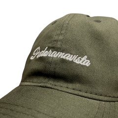 BONÉ DAD HAT STRAPBACK — VERDE OLIVA ASSINATURA PINDORAMA